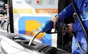 Cây xăng găm hàng, bán hàng nhỏ giọt có thể bị phạt nặng đến 70 triệu đồng