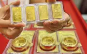 Giá vàng hôm nay 3/3: SJC, vàng nhẫn báo tin mừng, châu báu báo tin mạnh, Doji Phú Quý điều chỉnh giảm