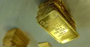 Giá vàng SJC tăng mạnh, vượt 172 triệu đồng/lượng trong bối cảnh thế giới biến động