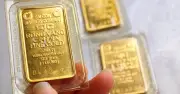Giá vàng trong nước đạt mức chênh lệch kỷ lục so với thế giới, lên tới 28,4 triệu đồng/lượng