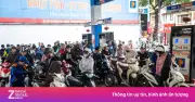 Giá xăng RON 95 vọt lên 27.040 đồng/lít, mức tăng mạnh nhất trong gần 4 năm