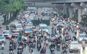 Hà Nội Rào Chắn 1,2 km Đường Nguyễn Trãi Để Xây Cống Chống Ngập, Gây Ùn Tắc Nghiêm Trọng