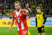 Harry Kane tái hiện kỳ tích, Bayern Munich thắng nghẹt thở Dortmund