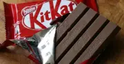 Hơn 413.000 Thanh KitKat Bị Trộm Trên Đường Vận Chuyển Xuyên Châu Âu Trước Lễ Phục Sinh