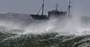 Không khí lạnh tràn về, cảnh báo gió mạnh, sóng cao và thiên tai cực đoan