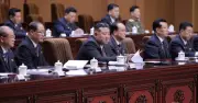 Kim Jong-un tuyên bố Triều Tiên không thể từ bỏ vũ khí hạt nhân, cáo buộc Mỹ gây bất ổn