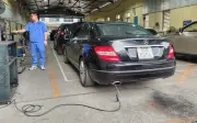 Kiểm định khí thải ô tô mới: Quy trình chặt chẽ hơn, hệ thống phần mềm gặp sự cố