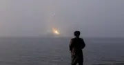 Lãnh đạo Kim Jong-un thị sát tàu khu trục mới, thúc đẩy mở rộng hải quân Triều Tiên