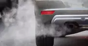 Màu khói ống xả tiết lộ tình trạng động cơ ô tô, xe máy