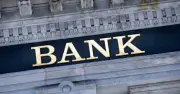 Nợ Cần Chú Ý Ngân Hàng Giảm 15% Năm 2025, VPBank Dẫn Đầu Về Quy Mô