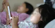 Nghiên cứu Mỹ: Trẻ 3-5 tuổi tiếp xúc màn hình 2 giờ/ngày có thể suy giảm chất trắng não