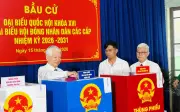 Nguyên Chủ tịch nước Nguyễn Minh Triết tham gia bầu cử tại phường Phú An, Tp.HCM