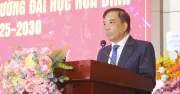 PGS.TS Bùi Anh Tuấn Chính Thức Nhận Quyết Định Làm Hiệu Trưởng Trường ĐH Hòa Bình