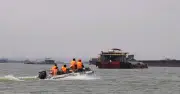 Phú Thọ: Tìm thấy một thi thể trong vụ chìm tàu hút cát trên sông Hồng