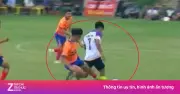 Pha vào bóng ghê rợn ở giải hội làng: Cầu thủ gãy xương, trọng tài chỉ rút thẻ vàng