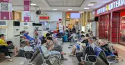 Sà Lan Va Cầu Ghềnh Làm Cong Ray, Giao Thông Đường Sắt Gián Đoạn