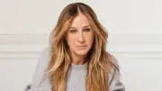 Sarah Jessica Parker: Hành Trình Từ Sao Hollywood Đến Giám Khảo Booker Đầy Cảm Xúc