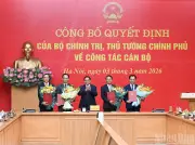 Thủ tướng Phạm Minh Chính trao Quyết định điều động, phân công cho đồng chí Nguyễn Thị Tuyến