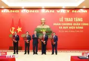 Tổng Bí thư Tô Lâm chủ trì lễ trao tặng Huân chương Quân công và Huy hiệu Đảng