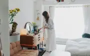 Tưởng nghỉ hưu sớm là thiên đường, ai ngờ 75 triệu/tháng vẫn không đủ sống