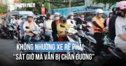 TP.HCM: Vạch mắt võng rẽ phải bị xe dừng đỗ chắn đường, vi phạm bị phạt đến 22 triệu