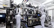 Trung Quốc hé lộ máy quang khắc High-NA EUV 400 triệu USD, bước ngoặt công nghệ chip
