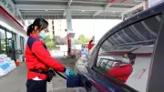 Trung Quốc Điều Tiết Giá Xăng Dầu, Giảm Gánh Nặng Cho Người Tiêu Dùng