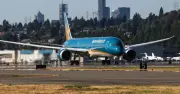 Vietnam Airlines Lập Kỷ Lục Lợi Nhuận 7.600 Tỷ Đồng Năm 2025