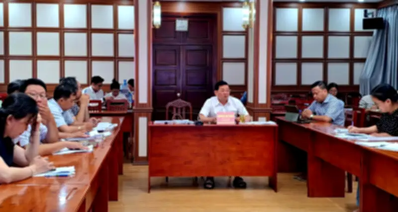 10 phút họp duyệt, cấp sổ hồng cho hàng nghìn căn hộ: Hiệu quả hay hình thức?