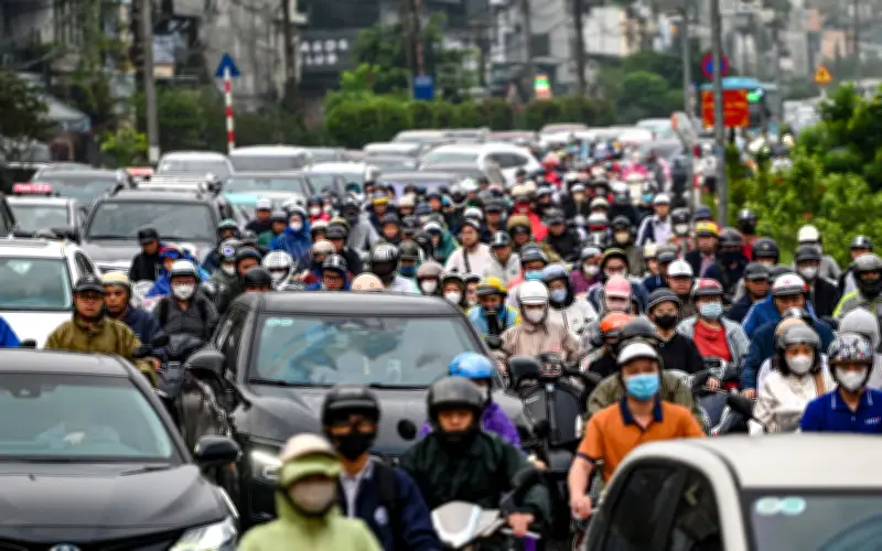 18 Tuyến Phố Quận Hoàn Kiếm Chính Thức Cấm Xe Máy Xăng Từ 1/7