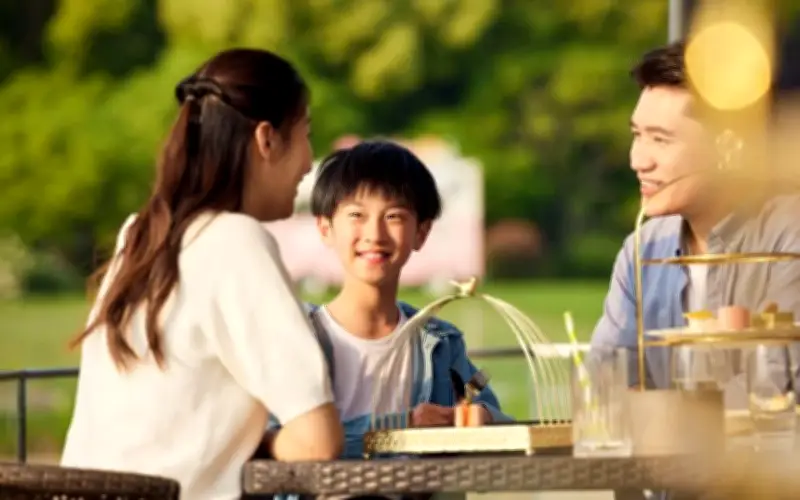 3 Kiểu Cha Mẹ Khiến Con Không Thể Ngóc Đầu Lên Được Trong Cuộc Sống