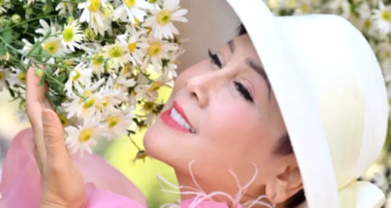 3 NSND Tuổi Xế Chiều Của Điện Ảnh Việt: Vẻ Đẹp Thời Gian Và Nỗi Cô Đơn Phía Sau