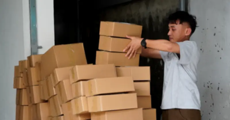 9x Nghệ An từ bỏ văn phòng, về quê bán nông sản thu lãi lớn