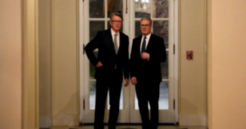 Anh: Cựu đại sứ Mandelson được cấp chứng nhận an ninh trái khuyến nghị, gây bão chính trị