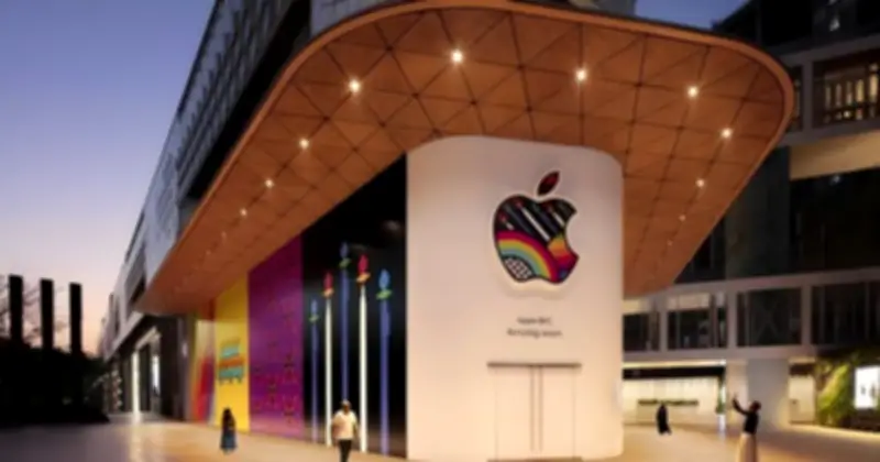 Apple Gom Sạch Chip Nhớ, Microsoft Tăng Giá Surface Trong Cuộc Chiến Công Nghệ