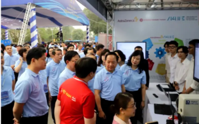 AstraZeneca Việt Nam đồng hành Ngày Sức khỏe toàn dân 2026, khám sàng lọc miễn phí cho hơn 5.000 người