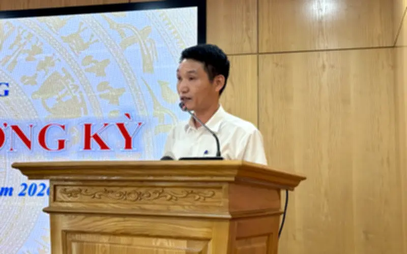 Bộ Công Thương khẳng định nguồn cung xăng dầu đủ cho tháng 4-5/2026, giải thích lý do điều hành giá ban đêm