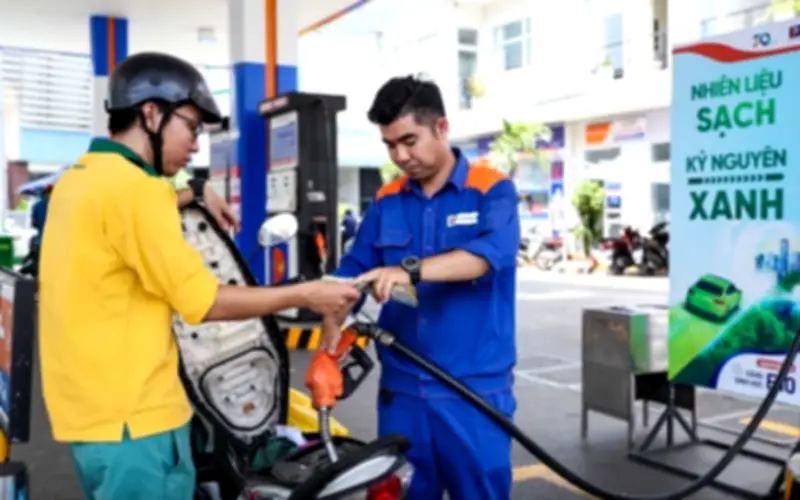 Bộ Công Thương ra lệnh kiểm soát chặt xăng dầu đặc biệt tại khu vực biên giới