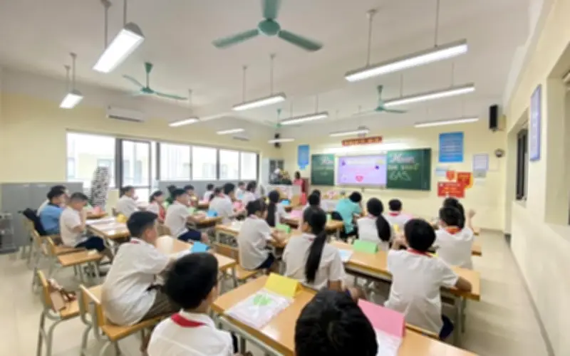 Bộ GD&ĐT ban hành Thông tư 19/2026, siết chặt quản lý dạy thêm, học thêm