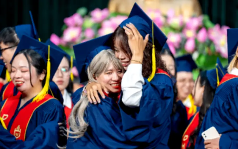 Bộ GD&ĐT đề xuất thủ tục công nhận văn bằng nước ngoài hoàn toàn trực tuyến