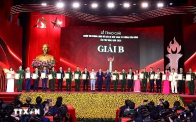 Bộ Giáo dục phát động cuộc thi chính luận bảo vệ nền tảng tư tưởng của Đảng