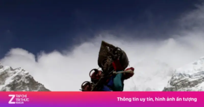 Bí ẩn thi thể biến mất trên Everest: Ai đã di chuyển hài cốt các nhà leo núi?