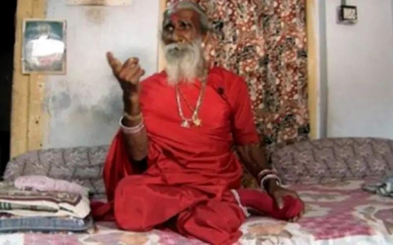 Bí ẩn tu sĩ Ấn Độ Prahlad Jani: 80 năm không ăn uống vẫn sống khỏe mạnh
