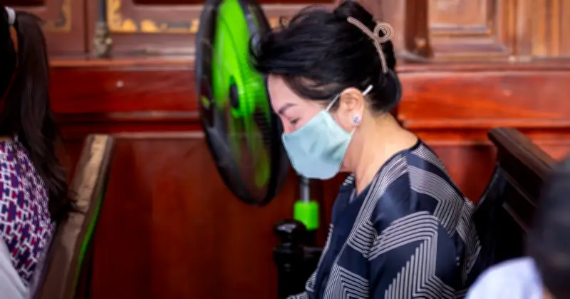 Bà Nguyễn Thị Như Loan nghẹn giọng nộp thêm 50 tỷ đồng, nói lời sau cùng