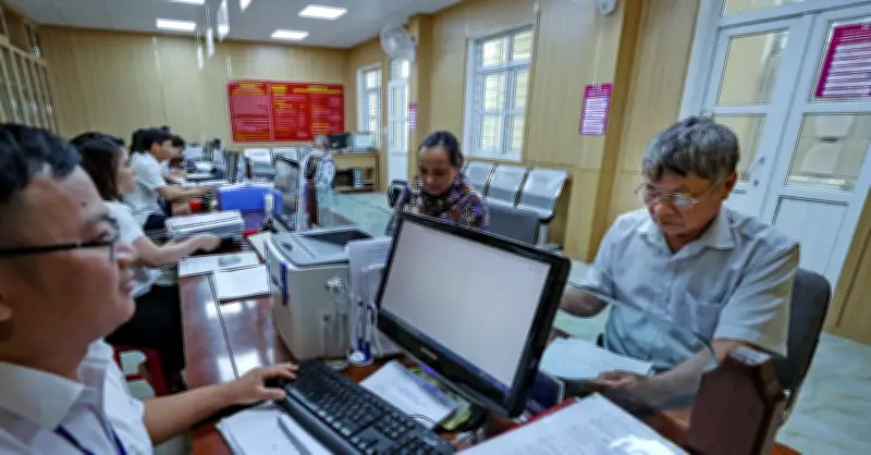 Bộ Nội vụ giải thích chi tiết về chuyển ngạch và nâng bậc lương công chức