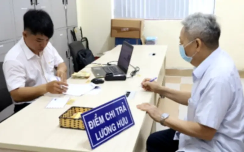 Bộ Nội vụ đề xuất tăng trợ cấp cho cán bộ xã già yếu từ tháng 7/2026