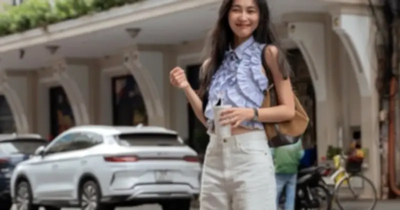 Bí quyết diện quần ống suông giúp nàng thấp bé trông cao ráo, thanh lịch