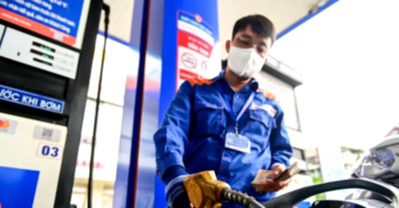 Bộ Tài chính đề xuất kéo dài giải pháp quan trọng để tăng cung xăng dầu