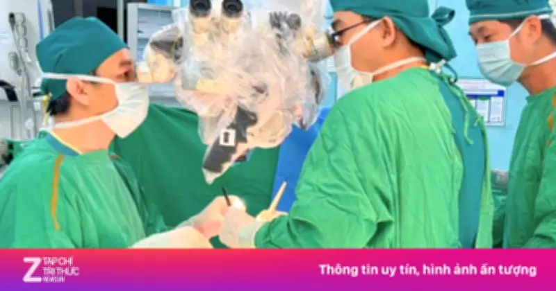 Bé trai 6 tuổi đột quỵ do hội chứng Moyamoya hiếm gặp sau xạ trị u sọ hầu