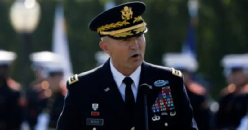 Bộ trưởng Chiến tranh Mỹ yêu cầu Tham mưu trưởng Lục quân Randy George từ chức ngay lập tức